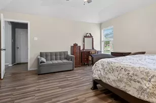629 E Sheila Cir, Joshua, TX 76058 - Photo 17