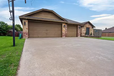 629 E Sheila Circle, Joshua, TX 76058 - Photo 1