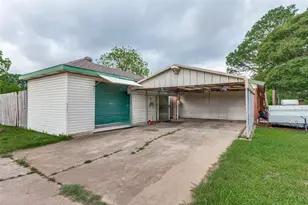 209 Teeter Dr, Crowley, TX 76036 - Photo 23