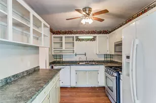 209 Teeter Dr, Crowley, TX 76036 - Photo 9