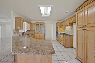 1815 Newport Rd, Weatherford, TX 76086 - Photo 9