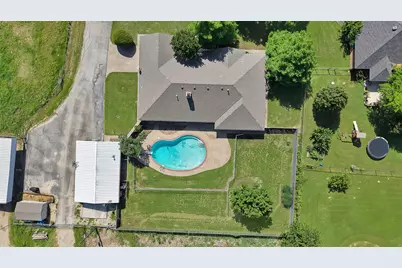 1815 Newport Road, Weatherford, TX 76086 - Photo 3