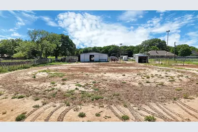 1815 Newport Road, Weatherford, TX 76086 - Photo 31