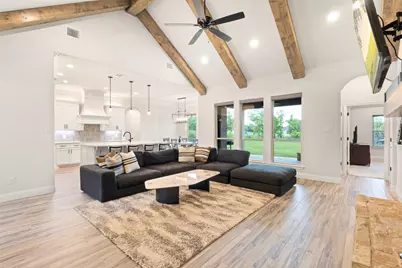 105 Clayton Crossing, Springtown, TX 76082 - Photo 5