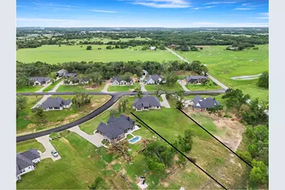 105 Clayton Crossing, Springtown, TX 76082 - Photo 39