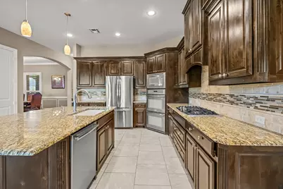12731 Bella Roma Drive, Fort Worth, TX 76126 - Photo 9