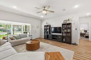 1125 Oxford St, River Oaks, TX 76114 - Photo 15