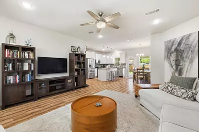 1125 Oxford Street, River Oaks, TX 76114 - Photo 13