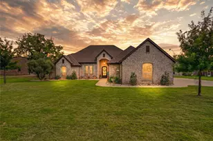 4103 King Air Ct, Granbury, TX 76049 - Photo 1