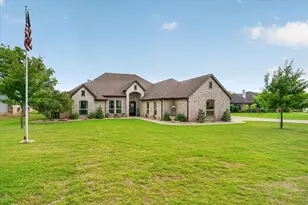 4103 King Air Ct, Granbury, TX 76049 - Photo 5