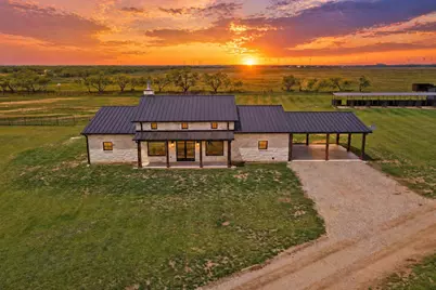 6384 US Hwy 281 S, Jacksboro, TX 76458 - Photo 1