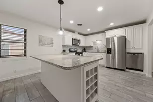 1710 Western Park Dr, Dallas, TX 75211 - Photo 11