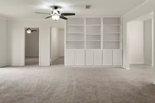 1710 Western Park Dr, Dallas, TX 75211 - Photo 13
