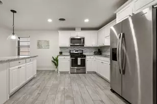 1710 Western Park Dr, Dallas, TX 75211 - Photo 7