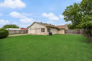 518 Colonial Dr, Garland, TX 75043 - Photo 37