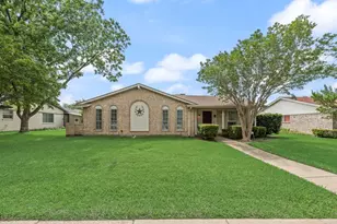 518 Colonial Dr, Garland, TX 75043 - Photo 1