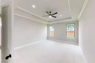 2337 SE 4th St, Grand Prairie, TX 75051 - Photo 11