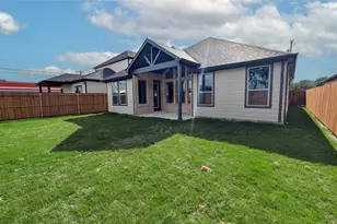 2337 SE 4th St, Grand Prairie, TX 75051 - Photo 29