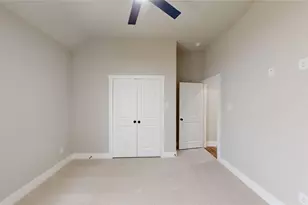 2337 SE 4th St, Grand Prairie, TX 75051 - Photo 21