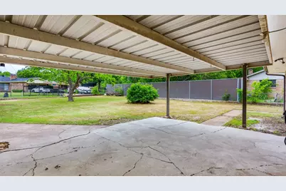400 Brook Hollow Circle, DeSoto, TX 75115 - Photo 19