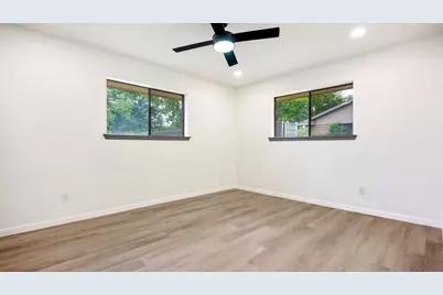 400 Brook Hollow Circle, DeSoto, TX 75115 - Photo 15