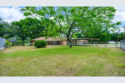 400 Brook Hollow Circle, DeSoto, TX 75115 - Photo 21