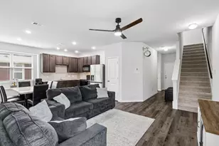 5725 Willamette Dr, Fort Worth, TX 76119 - Photo 3