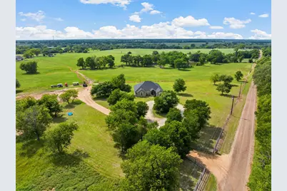 638 County Road 337, Rosebud, TX 76570 - Photo 1