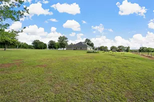 638 County Rd 337, Rosebud, TX 76570 - Photo 31