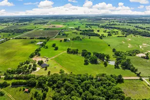 638 County Rd 337, Rosebud, TX 76570 - Photo 35
