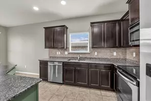 9937 Iron Horse Trail, Waco, TX 76708 - Photo 7