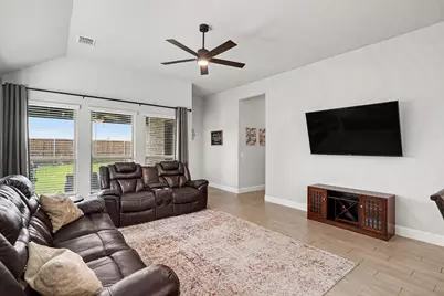 4381 Sun Meadow Drive, Joshua, TX 76058 - Photo 9