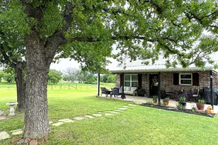 229 Oak Tree Ct, Poolville, TX 76487 - Photo 3