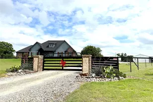 229 Oak Tree Ct, Poolville, TX 76487 - Photo 1