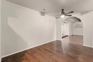 2005 Meadow Dr, Crowley, TX 76036 - Photo 17