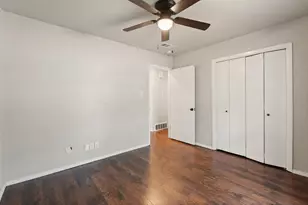 2005 Meadow Dr, Crowley, TX 76036 - Photo 29