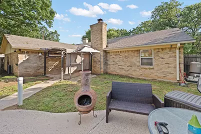 2005 Meadow Drive, Crowley, TX 76036 - Photo 33