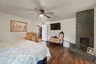 2005 Meadow Dr, Crowley, TX 76036 - Photo 17