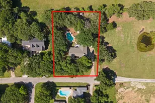 2005 Meadow Dr, Crowley, TX 76036 - Photo 9