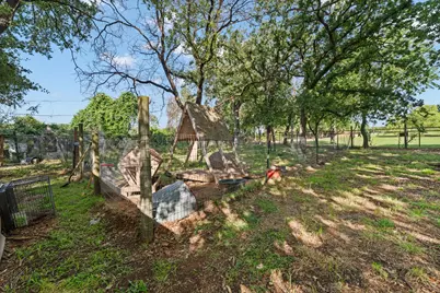 2005 Meadow Drive, Crowley, TX 76036 - Photo 37