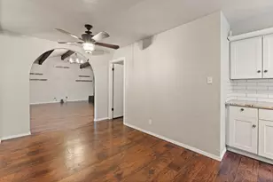 2005 Meadow Dr, Crowley, TX 76036 - Photo 15