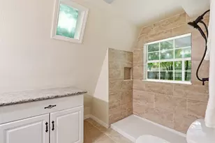 716 Lakeland Rd, Lake Dallas, TX 75065 - Photo 13