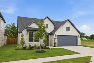 4653 Commack Dr, Fort Worth, TX 76135 - Photo 3