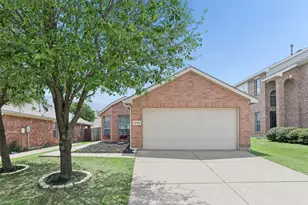 12184 Thicket Bend Dr, Fort Worth, TX 76244 - Photo 3