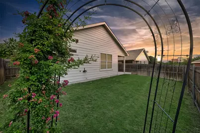 12184 Thicket Bend Drive, Fort Worth, TX 76244 - Photo 27