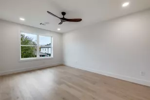 1018 Grandview Ave, Dallas, TX 75223 - Photo 31