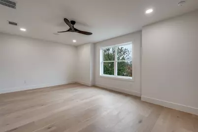 1018 Grandview Avenue, Dallas, TX 75223 - Photo 29
