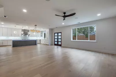 1018 Grandview Avenue, Dallas, TX 75223 - Photo 17