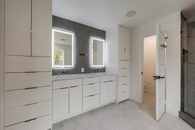 1018 Grandview Avenue, Dallas, TX 75223 - Photo 27