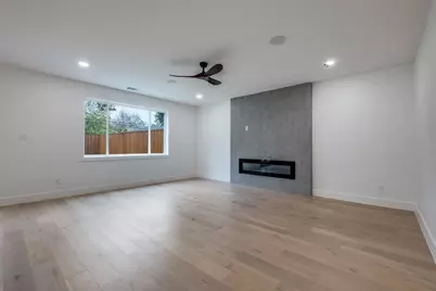 1018 Grandview Avenue, Dallas, TX 75223 - Photo 21